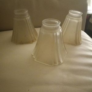 Pleated Corners frosted Glass